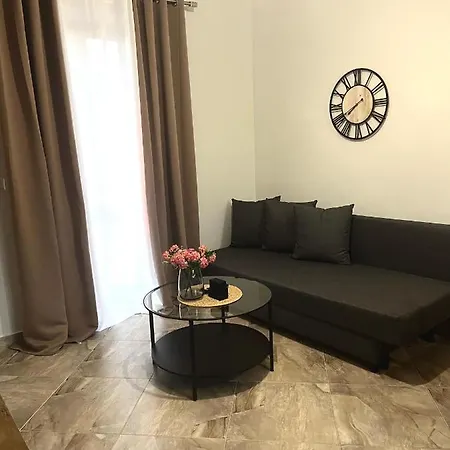Lägenhet Elaionas 2 Riglia