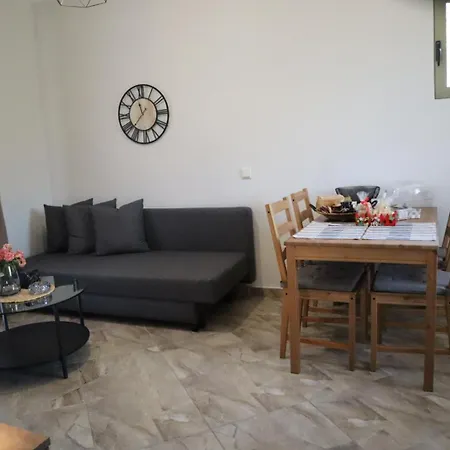 Elaionas 2 Lägenhet Riglia