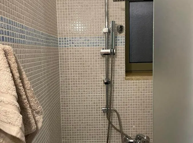 Apartman Elaionas 2 *