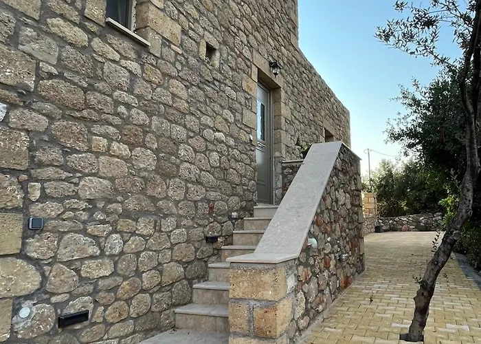Elaionas 2 Apartman